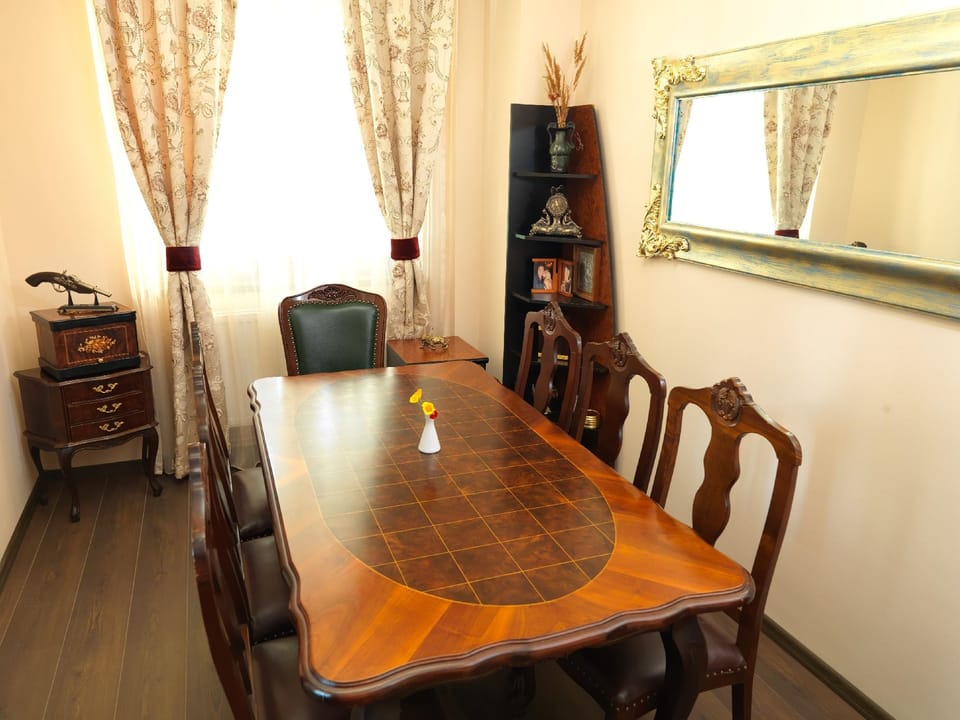 Guesthouse Boutique La Favorita Hotel in Craiova