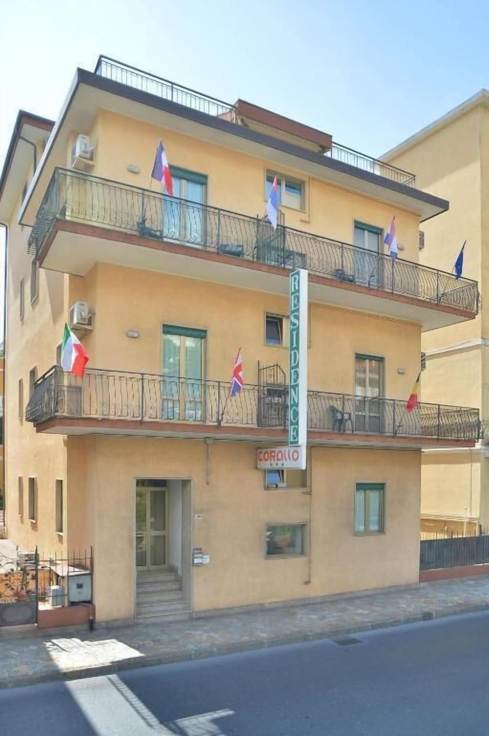 Residence Corallo Hotel in Liguria