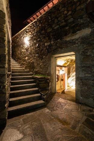 Cà Rossa Suite and Breakfast Hotel in Sondrio