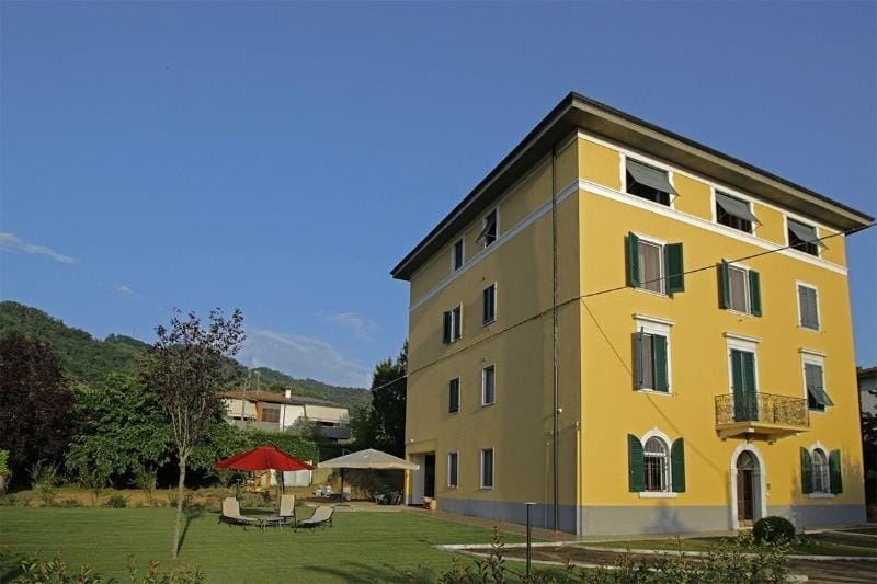 B&B Mikeme Hotel in Carrara