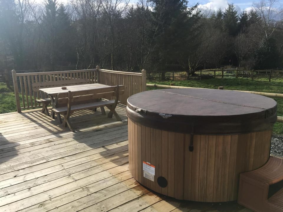 Brynllwyd Glamping Hotel in Wales