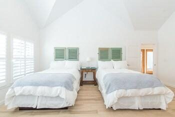 Benson Guest House Hotel in Uvalde