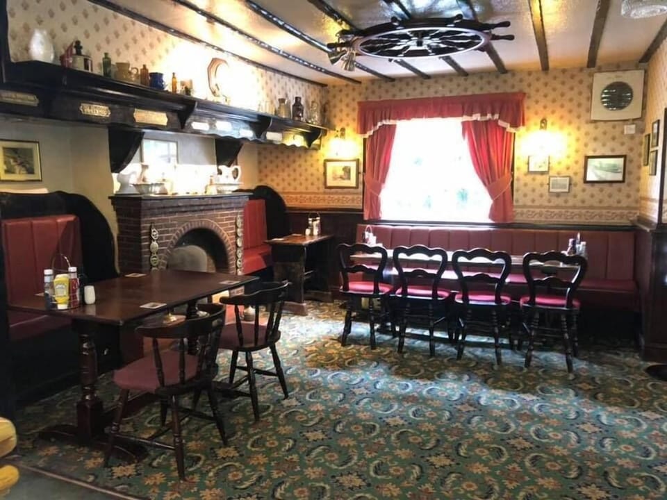 The Dog & Doublet Inn Hotel in North Warwickshire District