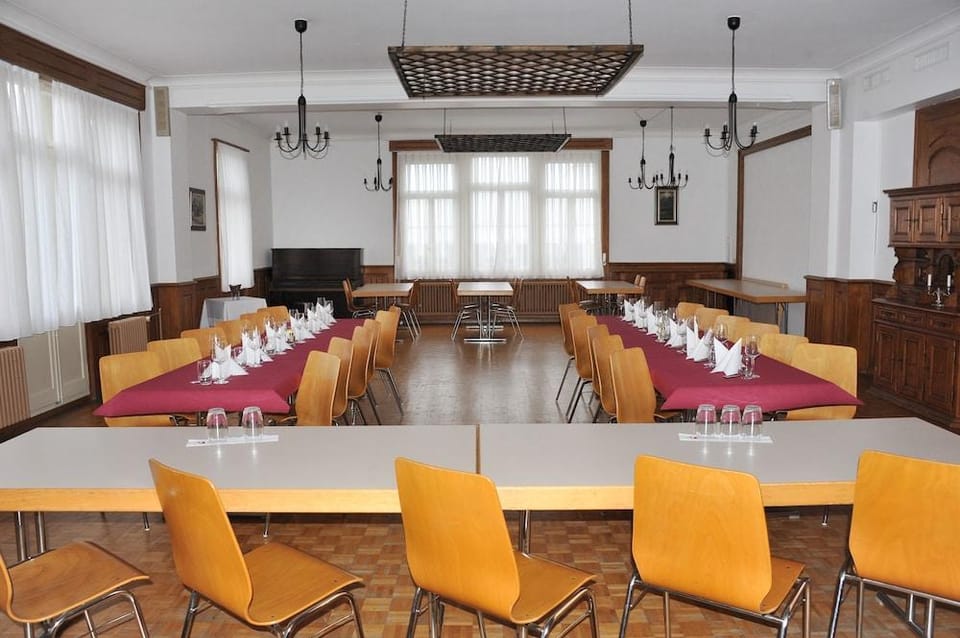 Gasthof Drei Eidgenossen Hotel in Fribourg, Switzerland