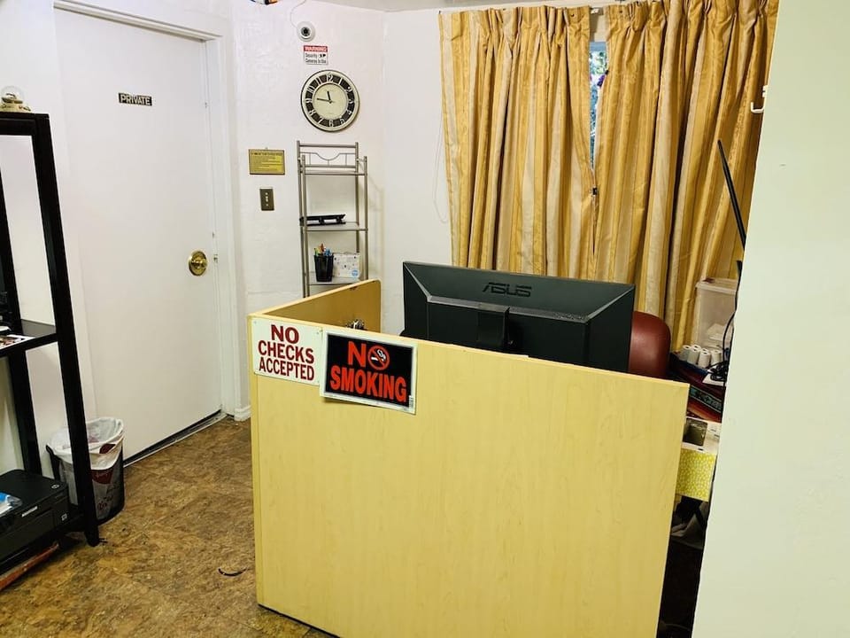 Pacheco Pass Motel Hotel in Gilroy