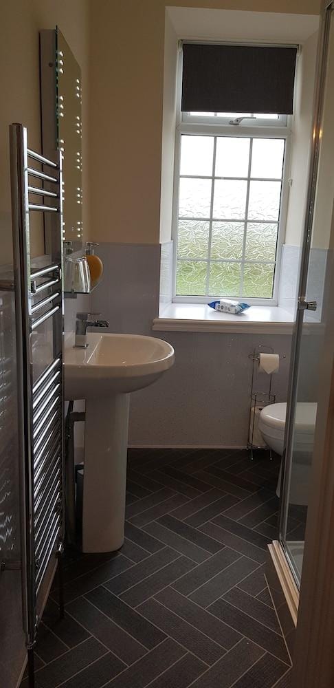 The Ring Pub Bed and Breakfast Hotel in Wales