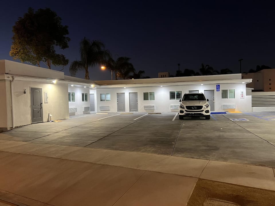 ERTH INN by AGA Bell Gardens Hotel in Bell Gardens