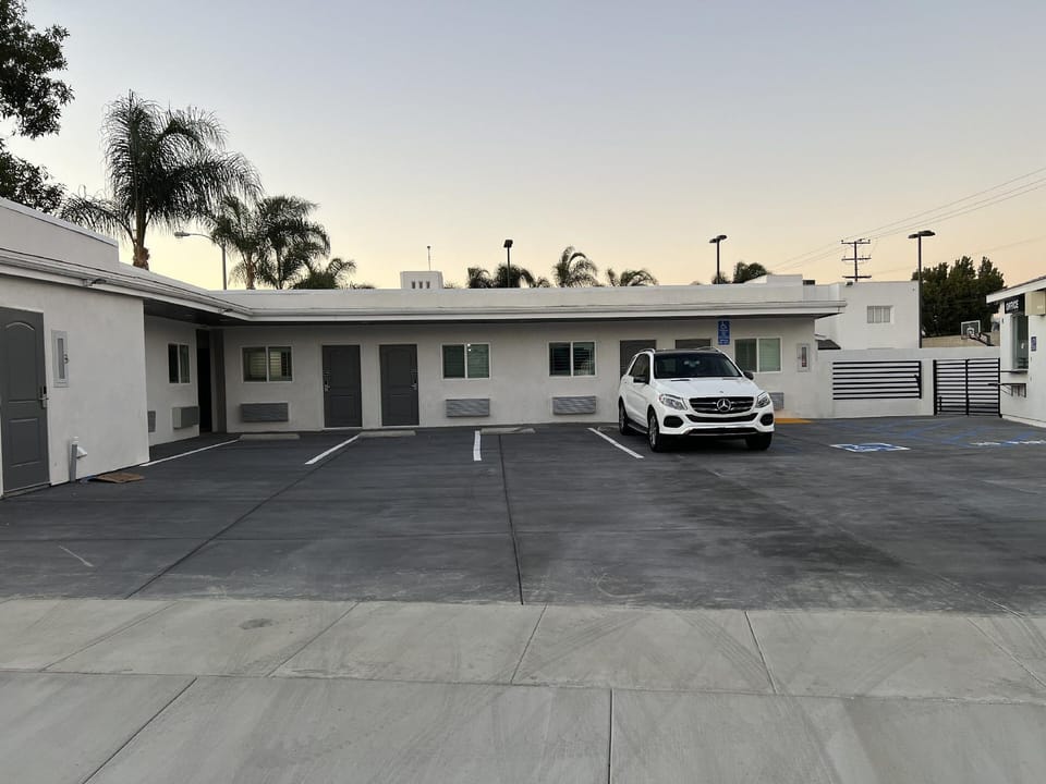 ERTH INN by AGA Bell Gardens Hotel in Bell Gardens