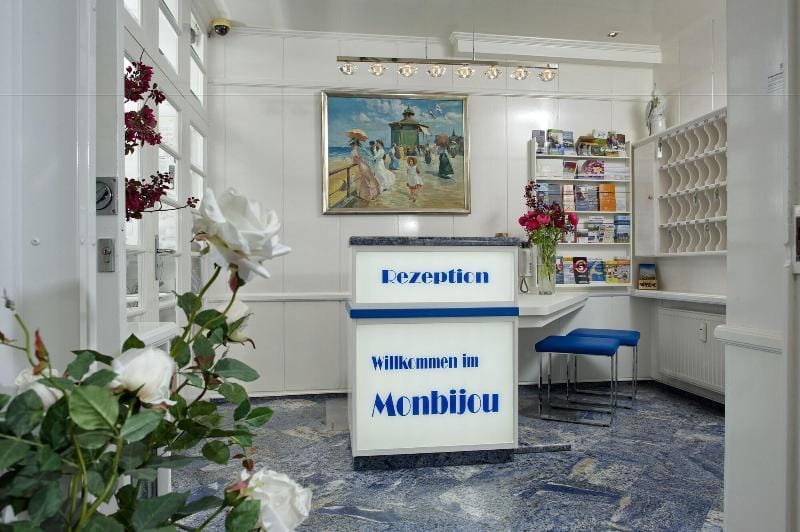 Strandhotel Monbijou Hotel in Westerland