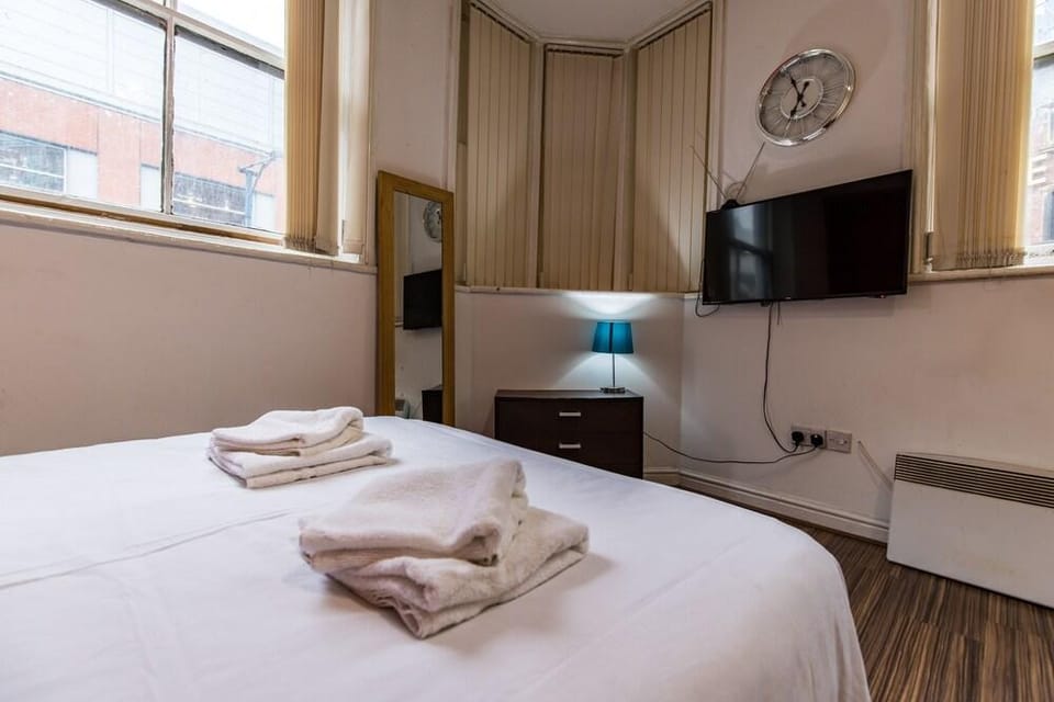 Lux Inn Hotel in Manchester