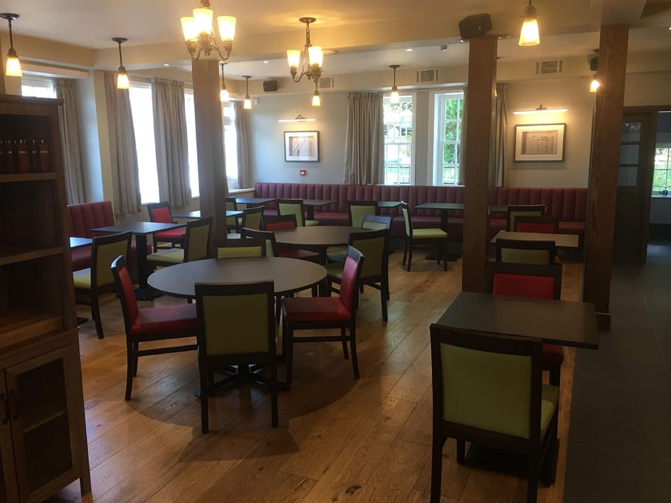 The Bulls Head Inn Hotel in Borough of Waverley