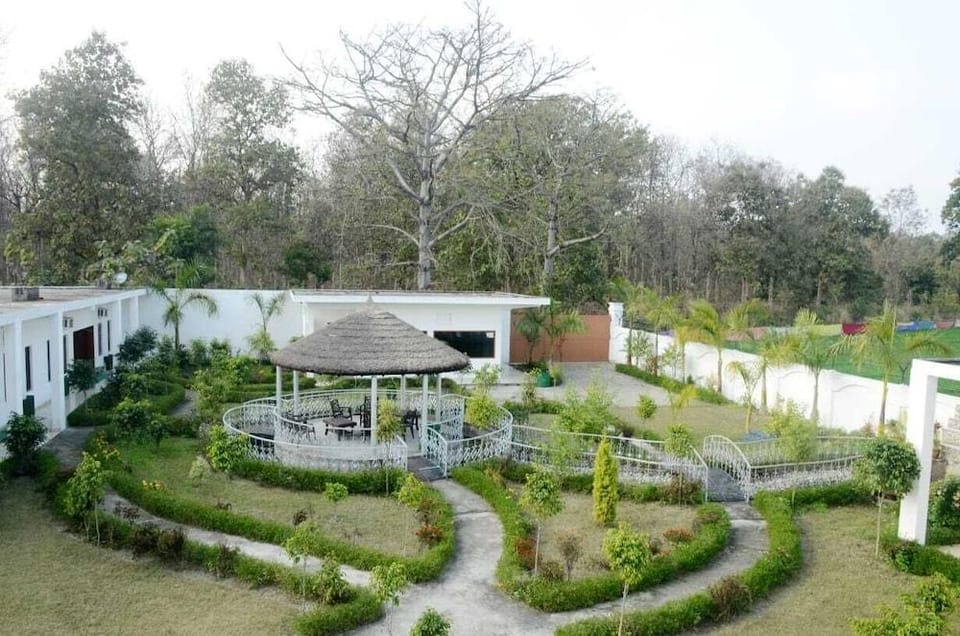 DTR Jungle Hideaways Hotel in Nepal