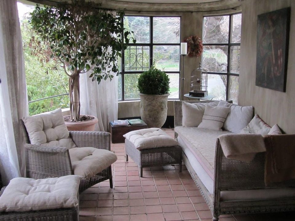 Les Rosées Hotel in Mouans-Sartoux