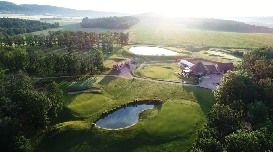 Les Chambres du golf - Golf de La Chassagne Hotel in Bourgogne-Franche-Comté