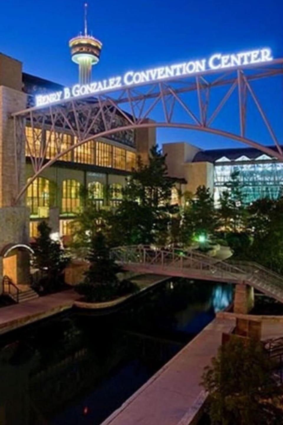 Exceptional 5BR So Close to Riverwalk and Downtown Hotel in San Antonio