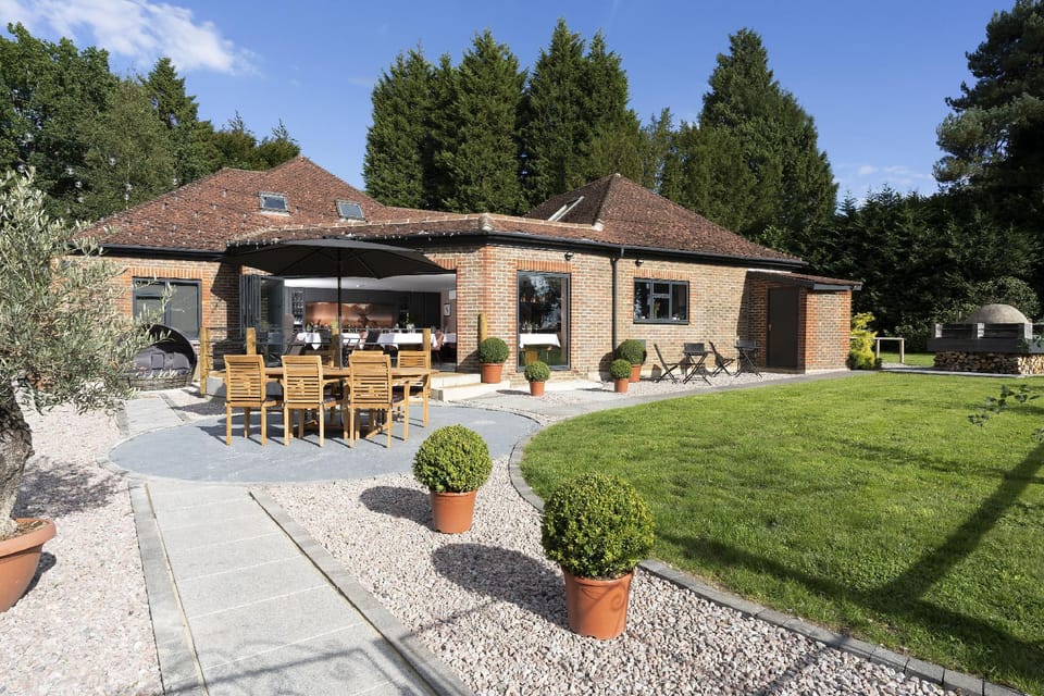 Stay at-FL Hotel in Mid Sussex District