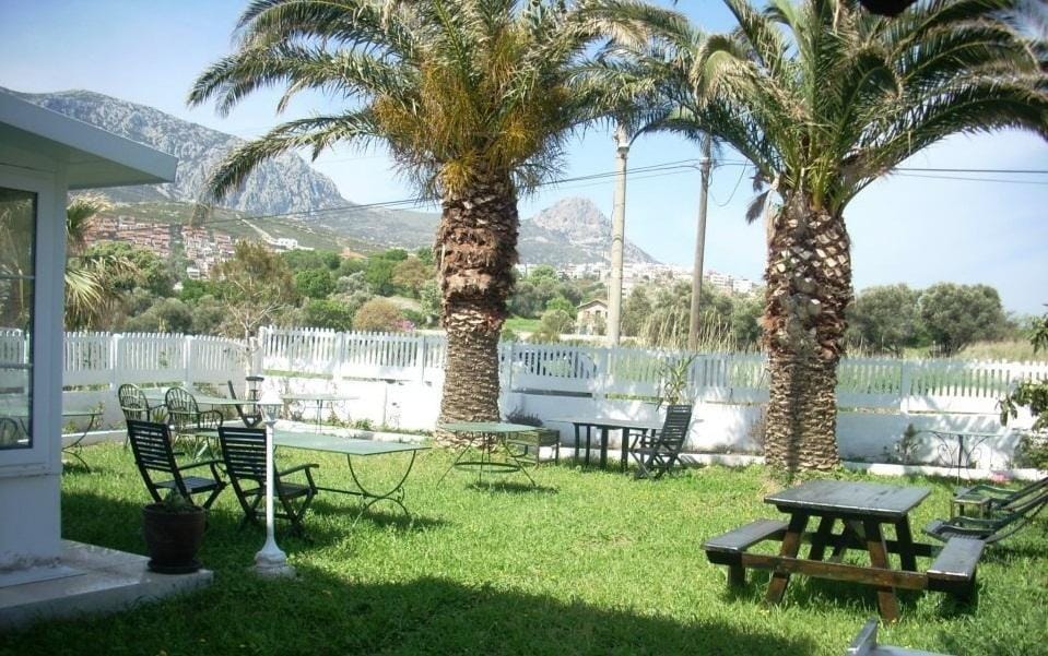 PALMİYE PANSİYON Hotel in İzmir Province