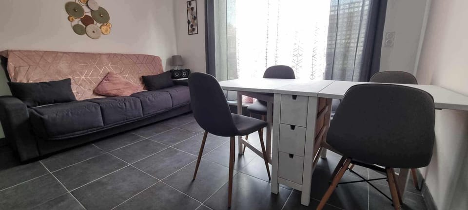 Le Cocon de Lily Hotel in Nouvelle-Aquitaine