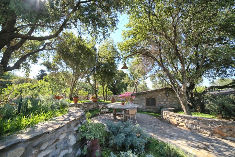 Captain Ikaros Hotel in Icaria