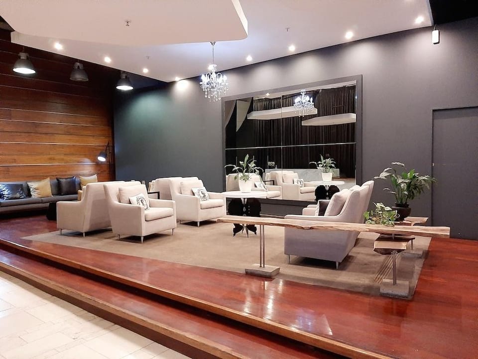 4 on Pritchard Hotel in Johannesburg