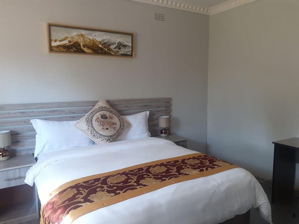 Driftwood Boutique Bed and Breakfast Hotel in North West, South Africa