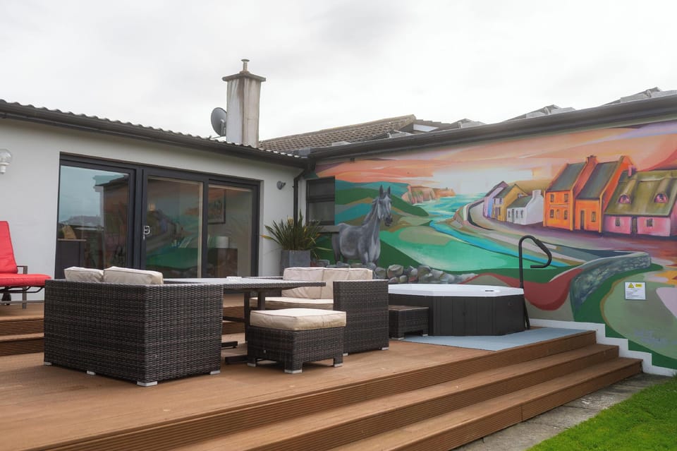 Luxury Lodges in Doolin Village Hotel in Doolin
