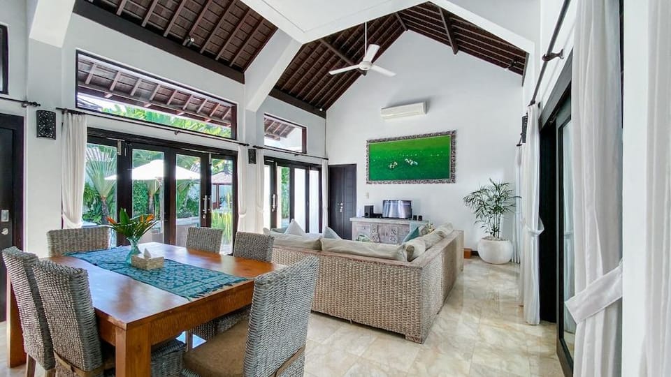 Cempaka Villa by Premier Hospitality Hotel in Kuta Selatan