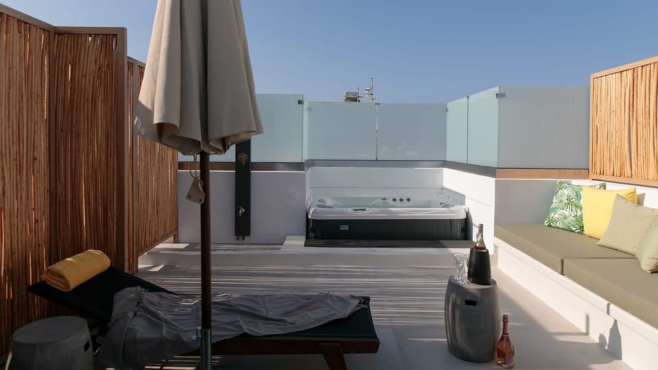 Makava Suites Naxos Hotel in Naxos