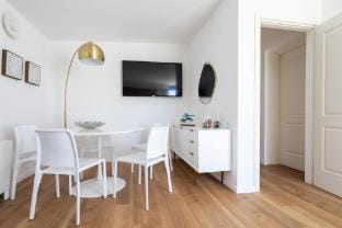 Vis a Vis Apartments Hotel in Trieste