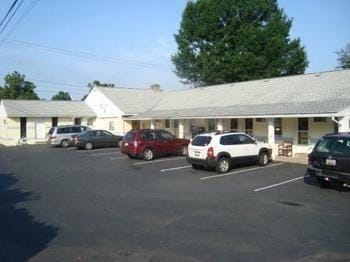 Budget Host Mel-Dor Motel Hotel in Pennsylvania