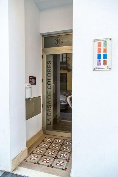 Apartamentos Pompidou Hotel in Malaga