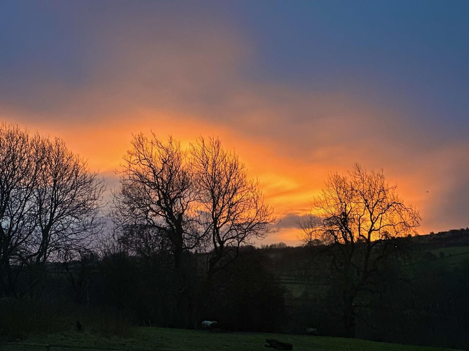 Gratton Grange Farm Holiday Cottage Hotel in Derbyshire Dales District