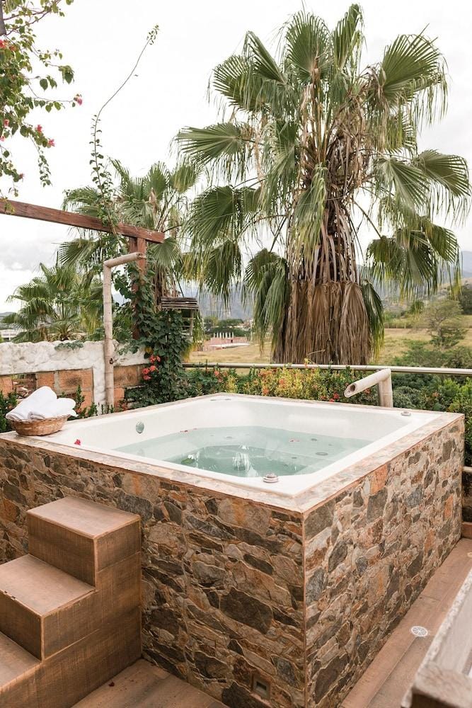 HOTEL KALMA Hotel in Santa Fe de Antioquia
