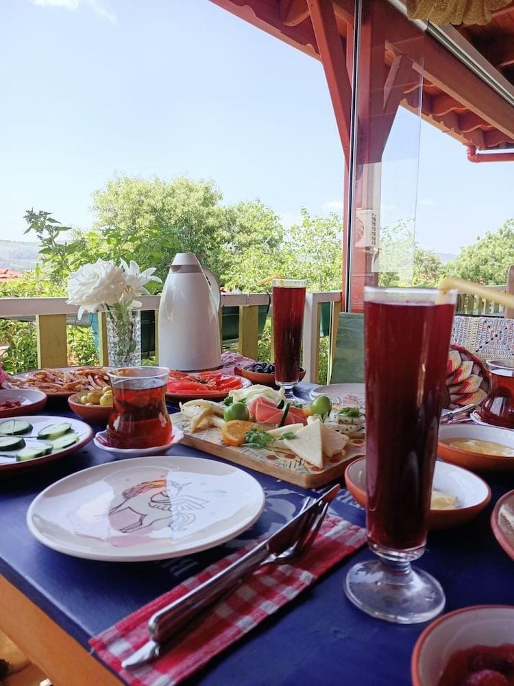 Mell10 House Hotel in İzmir Province