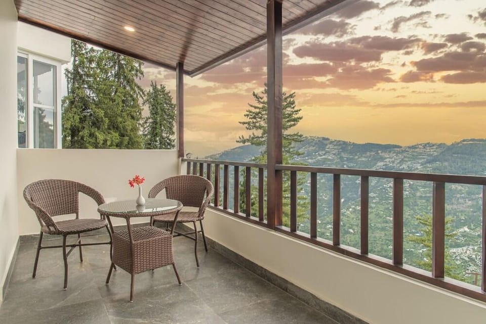 Echor Backwoods Villa Narkanda Hotel in Himachal Pradesh