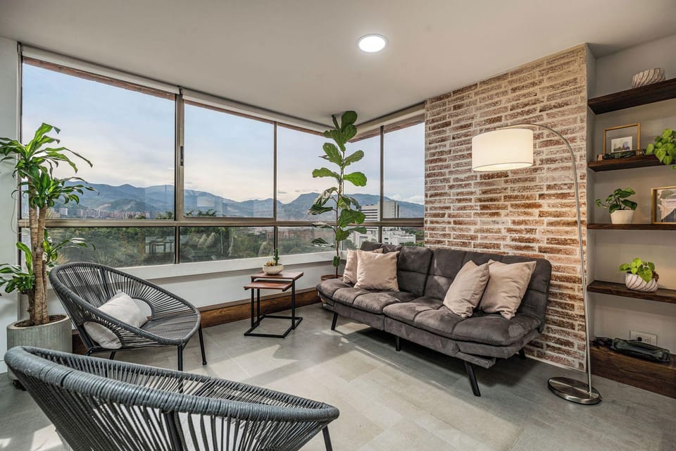 Apartamentos Alcazar Oviedo byHOUSY HOST Hotel in Medellin