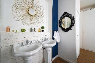 Beautiful modern Studio close to Champ de Mars Hotel in Paris