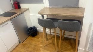 beautiful Modern studio fully Renovated Hotel in Paris