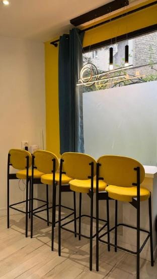 Agr  able 2 pi  ces au c  ur du 17 arrondissement Hotel in Paris