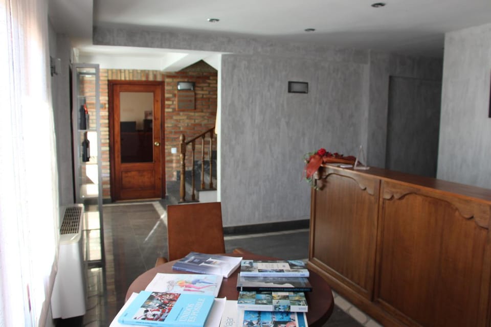 Aparthotel Tres Caminos Hotel in Aragon