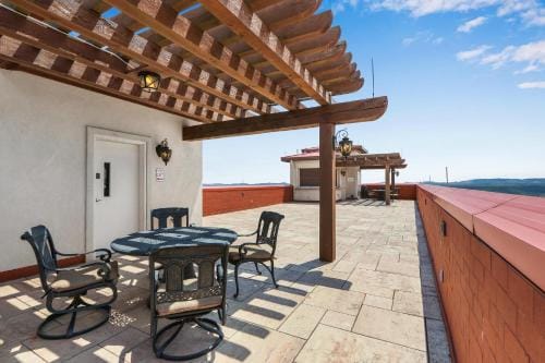 Arc de Texas - Joan of Arc Suite Hotel in Rio Grande