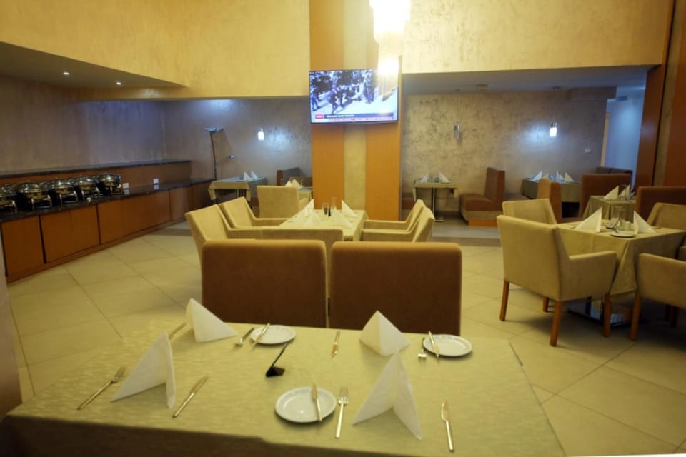 Momona Hotel. Hotel in Addis Ababa