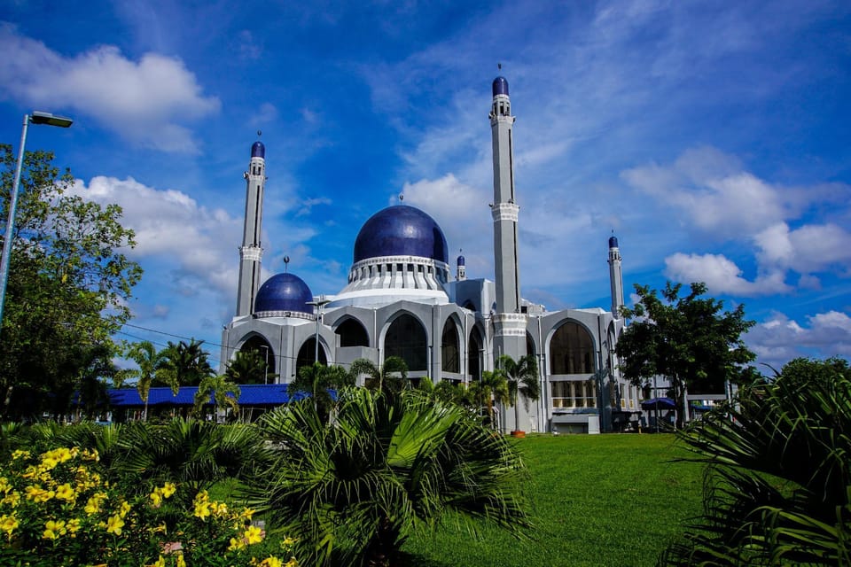 Khalifa Inn Wakaf Che Yeh Inn in Malaysia