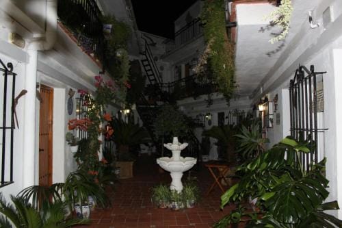 Hostal El Patio Hotel in Alhaurín de la Torre