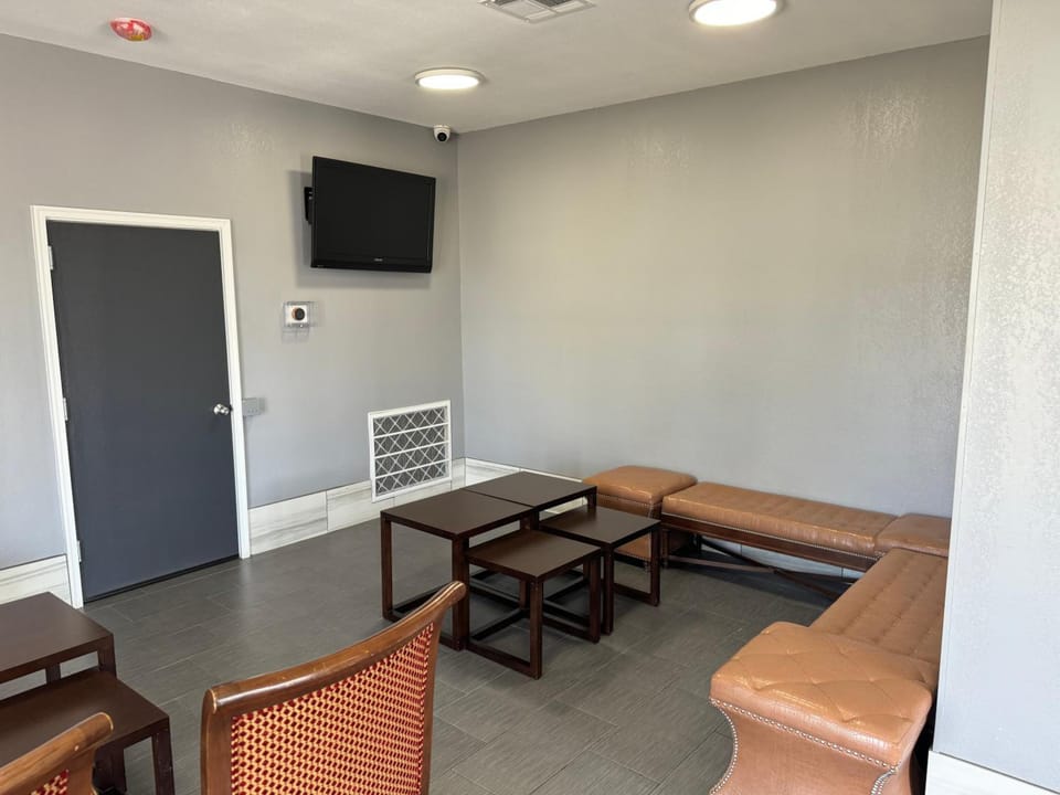 Nola Inn & Suites Hotel in Viavant-Venetian Isles