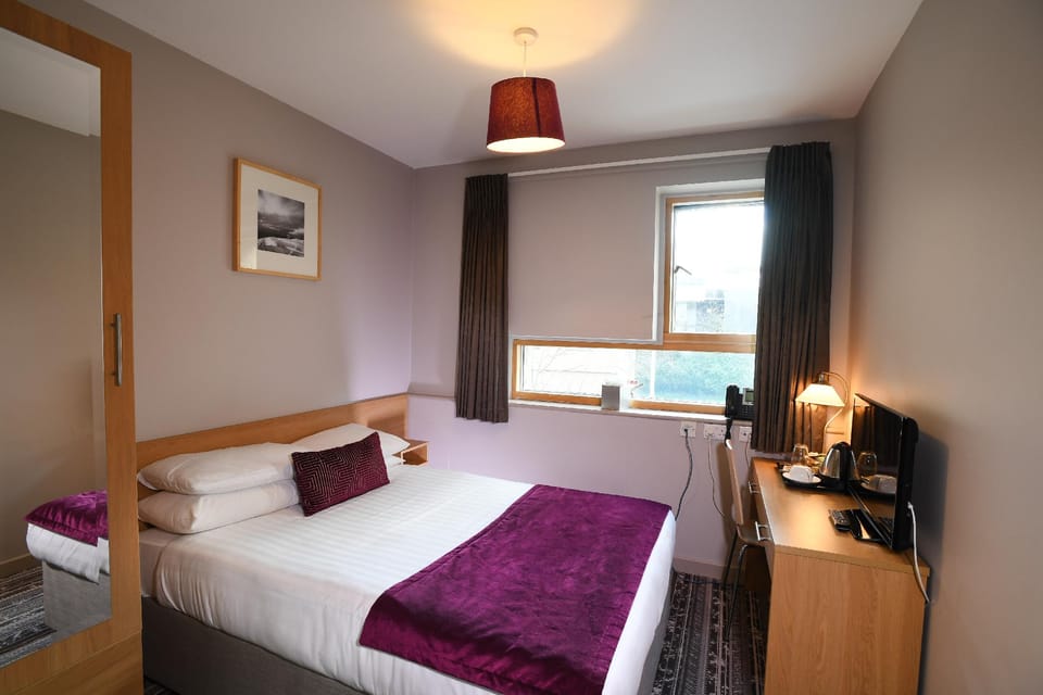 Lancaster Hotel Hotel in Uxbridge