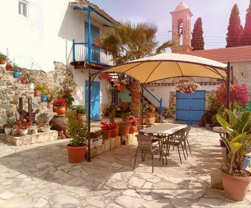 Traditional House in Pera Hotel in Larnaca District