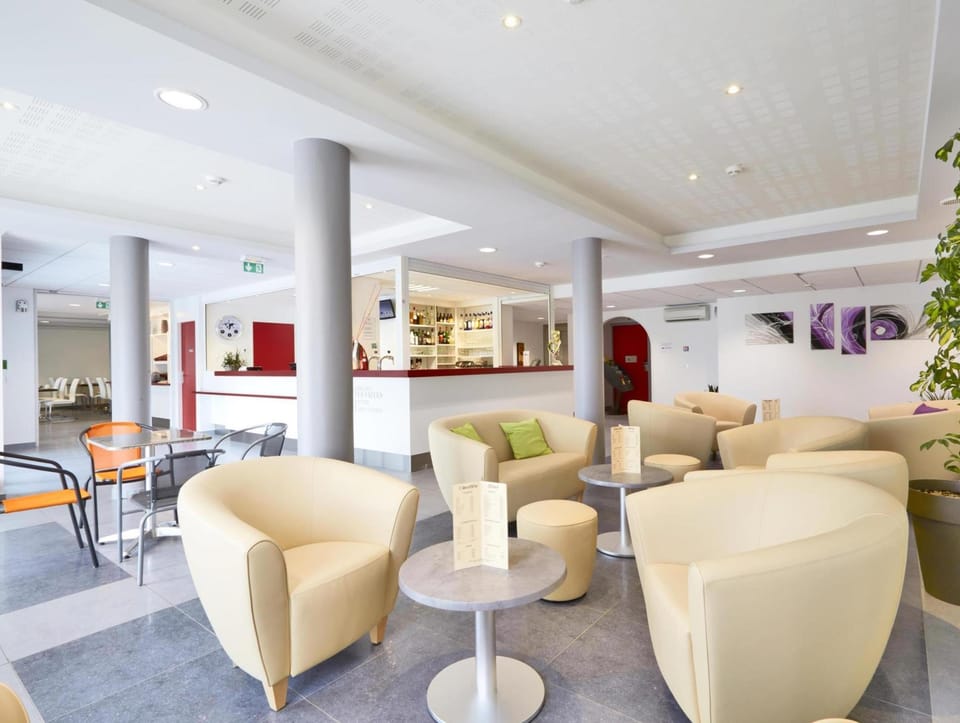 Bar/lounge