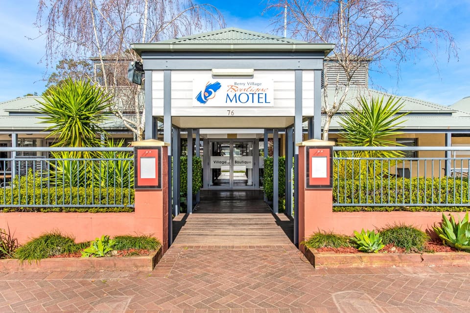 Berry Village Boutique Motel Motel in Berry