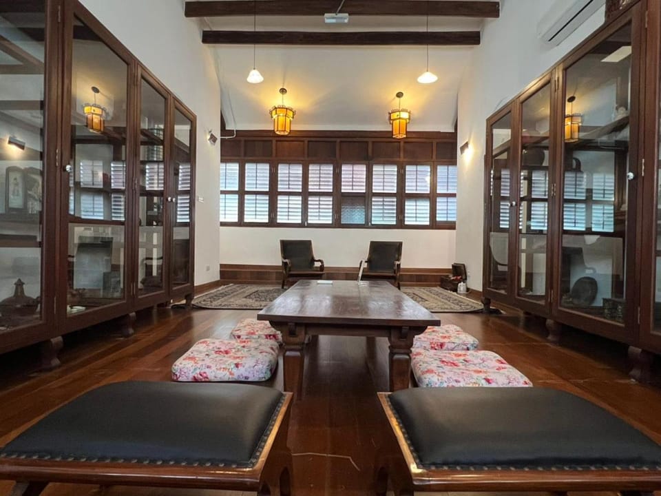 East Indies Mansion Hotel in George Town